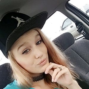 Meet your Posher, Chanda